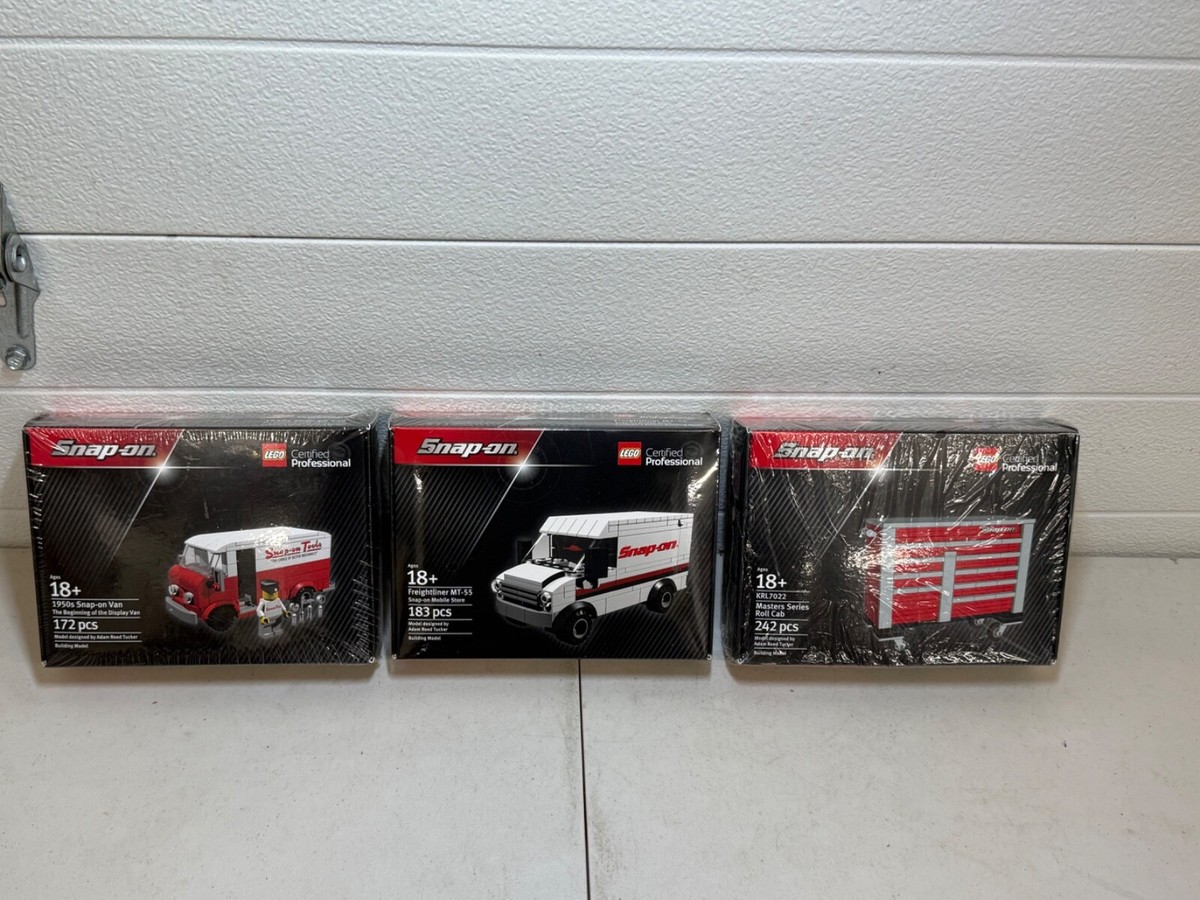 Lego Snap On Freightliner MT-55 1950's Snap-On Van & KRL7022