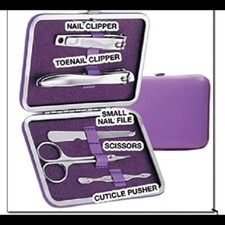 AVON FOOTWORKS TOTAL PEDICURE KIT IN PURPLE CASE NEW