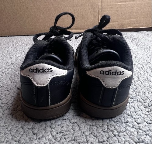 Adidas Baseline schwarz-weiß runde Spitze Turnschuhe kleine Jungen Größe 1 - Bild 5 von 8
