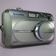 Fujifilm Digital Camera FinePix A205 2.0MP Silver Tested Read 