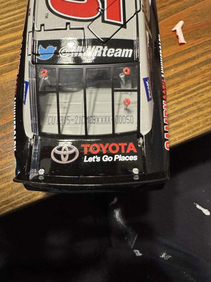 Clint Bowyer 15 Camrys 2013 30 aniversario 1/24 Lionel Nascar diecast 1/637 Foto 4 de 4