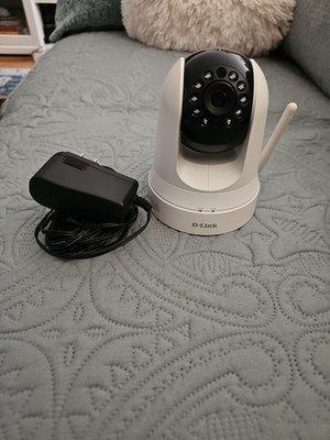 D-Link DCS-5020L Wireless Day Night Pan/Tilt Camera White with Power Cord - EUC