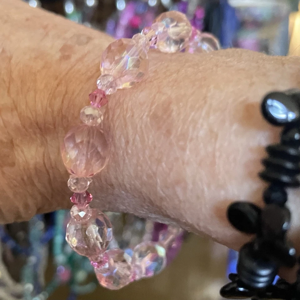 Perlenarmband mit div. funkelnden geschliffenen Glasperlen mit Swarovski 22cm - Bild 4 von 4