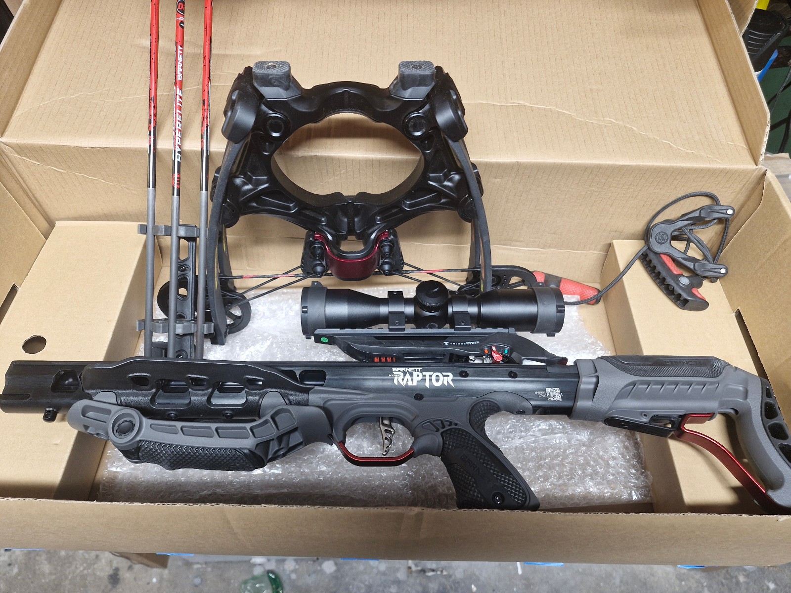 S Hyper Raptor 410 32.5 In Crossbow - Black (bar78182) (2228)