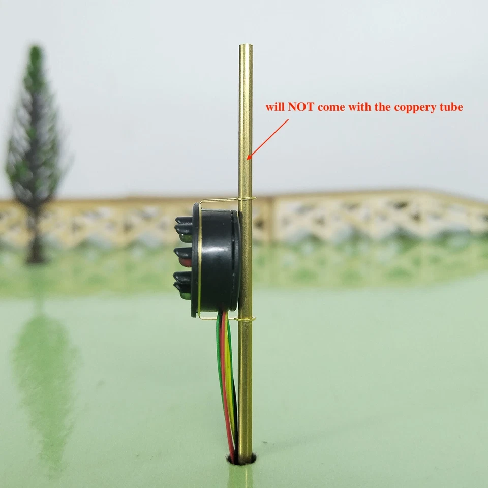 1 x HO scale B&O CPL color position light signal head wired LEDs with bracket - Image 4 of 4