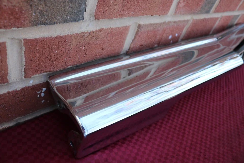61 1961 CHEVROLET IMPALA BELAIR BISCAYNE NOS FRONT CHROME BUMPER 3772949 3772943 - Image 3 of 4