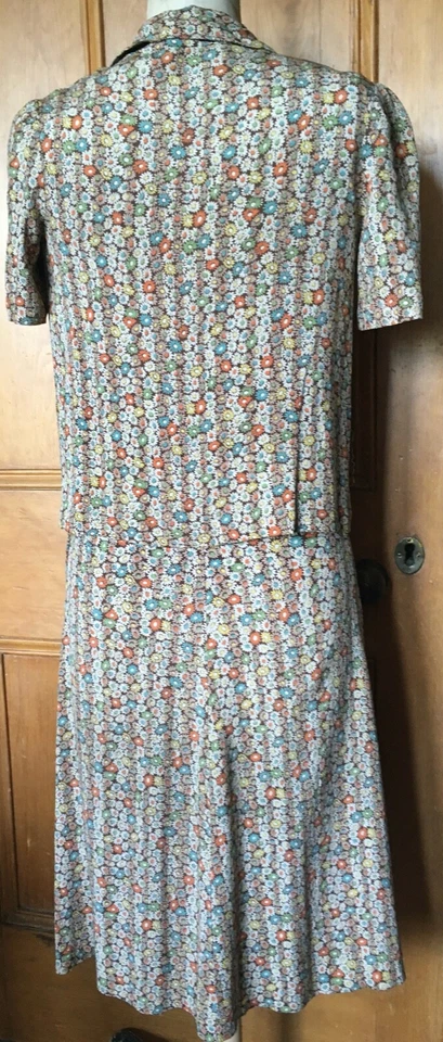 True Vintage 1930's Crepe De Chine Tea Dress and Jacket 36" Bust 28" Waist - Image 4 of 4