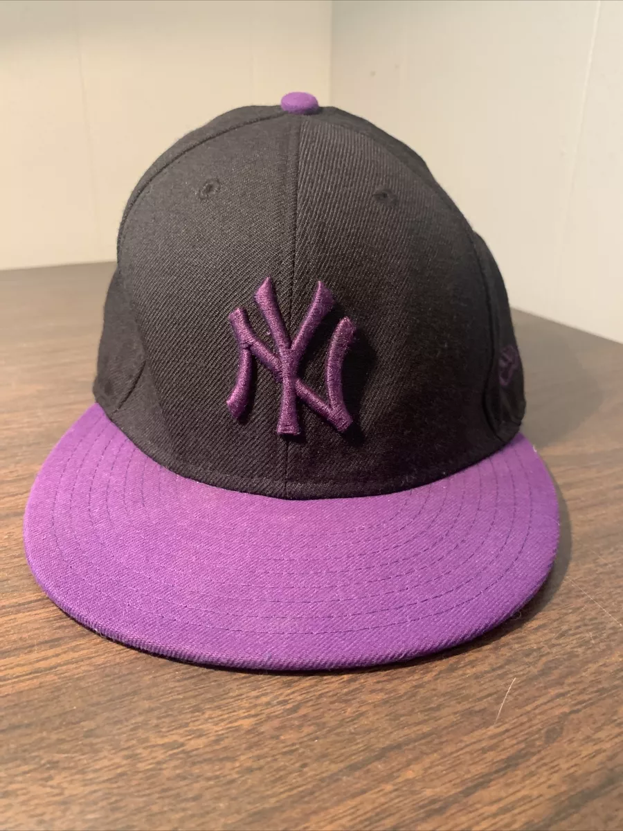 Purple New Era MLB New York Yankees Beanie