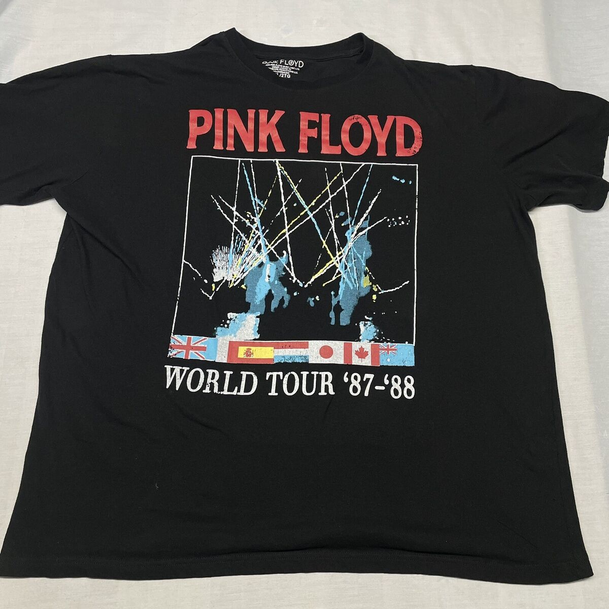 Pink Floyd World Tour '87-'88 Black T-Shirt Guitar Rock Band Pink Floyd World Tour '87-'88 Black T-Shirt Guitar Rock Band