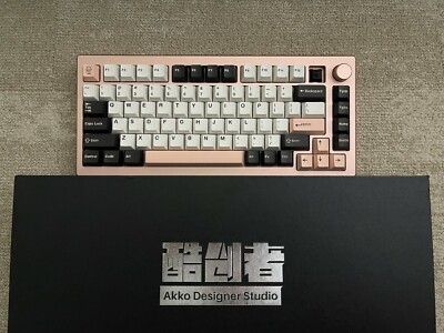 Custom Hotswap Akko MOD 007, lubed jwick switches, lubed durock v2 stabs