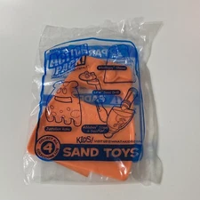 Whataburger Action Pack Sand Toys Whataguy Shovel Scoop Kid’s Meal Toy 2008