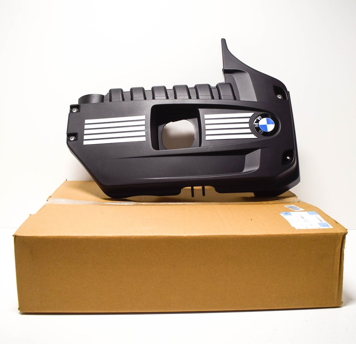 BMW Series 7 F01 Engine Cover 11127578858 7578858 740i NEW GENUINE 