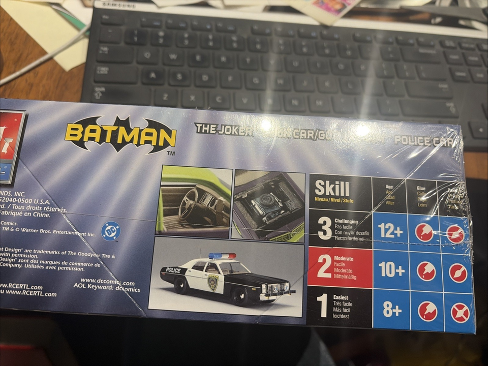 AMT ERTL 38060 The Joker Goon Car Police Car MISB 1/25 scale 2005 kit ...