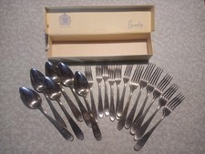 SERVIZIO DA 18 POSATE IN ALPACCA MADE IN ENGLAND VINTAGE IN SCATOLA DELL'EPOCA