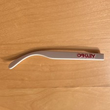 Oakley Frogskins White Temple Arm Replacement OO9013 for Right 