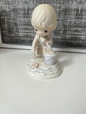 Precious Moments 1993 Members Only PM931 Figurine His Little Treasure No Box