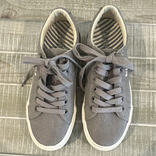 Taos Plum Soul Gray Canvas Lace-Up Low Top Sneakers Men's US 6