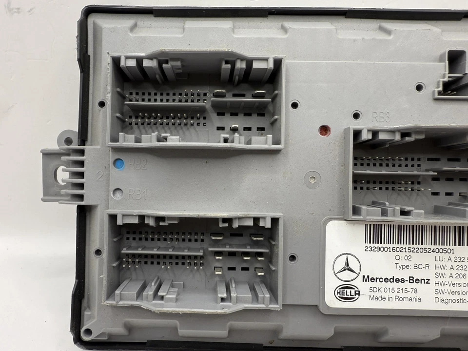 Mercedes Benz R232 SL55 2022 AMG adquisición de señal trasera módulo de control SAM Foto 2 de 4