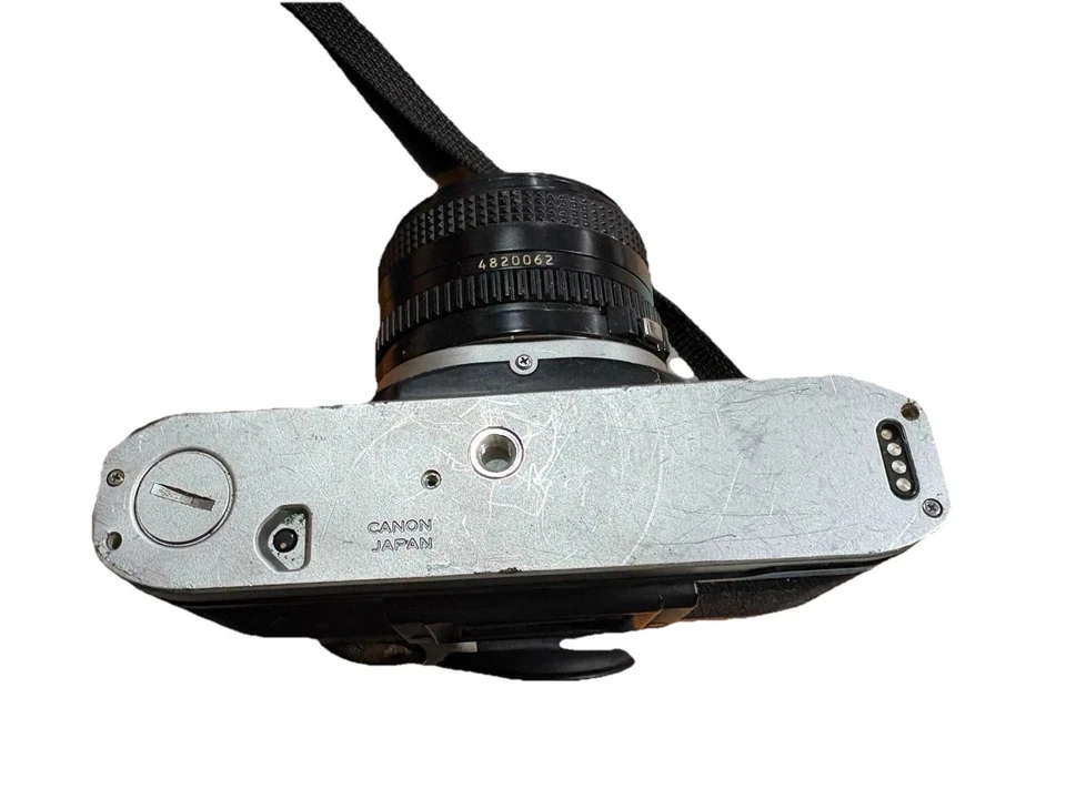 Cámara fotográfica Canon AE-1 SLR 35 mm con lente Canon FD 50 mm F1,8 [LEER - SOLO PIEZAS] Foto 4 de 4