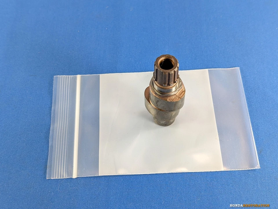 Eixo de comando direito NOS Honda CB72/CB77 (1961–1967) 14111-268-030 original do fabricante - Imagem 4 de 4