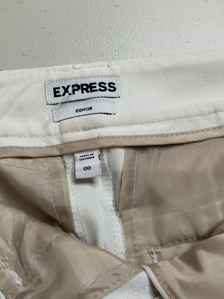 Express Size 00 Short Cream Pant With Pockets - Image 4 of 4