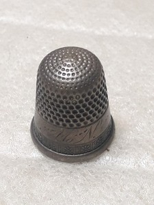 vintage sterling silver thimble marked mo n  size 8