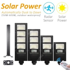 150W-600W 6000K Solar Street Light LED Garden Floodlight Outdoor Sensor Remote