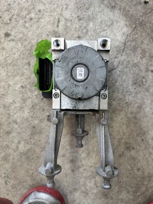 18-23 Charger Challenger ABS Anti Lock Brake System Pump Control Module 19 20 21