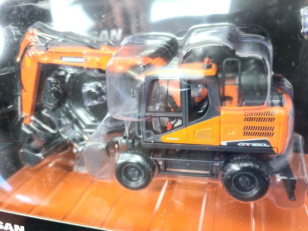1/50 DOOSAN DX160W ホイールショベル Amazon.com: for doosan DX160W Wheeled Excavator 1/50 DIECAST