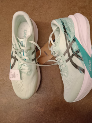 Asics Magic Speed 4 WS; Gr.: EUR 42 / uk 8/ us 10 / 26,5 cm / NP 179,99  
