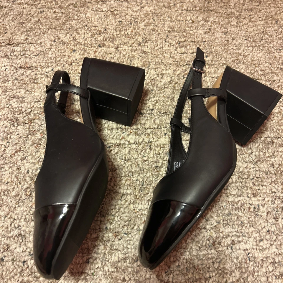 Женские новые с ярлыком Torrid слинга насосы черный патент и матовый размер 10.5WW - Изображение 2 из 4