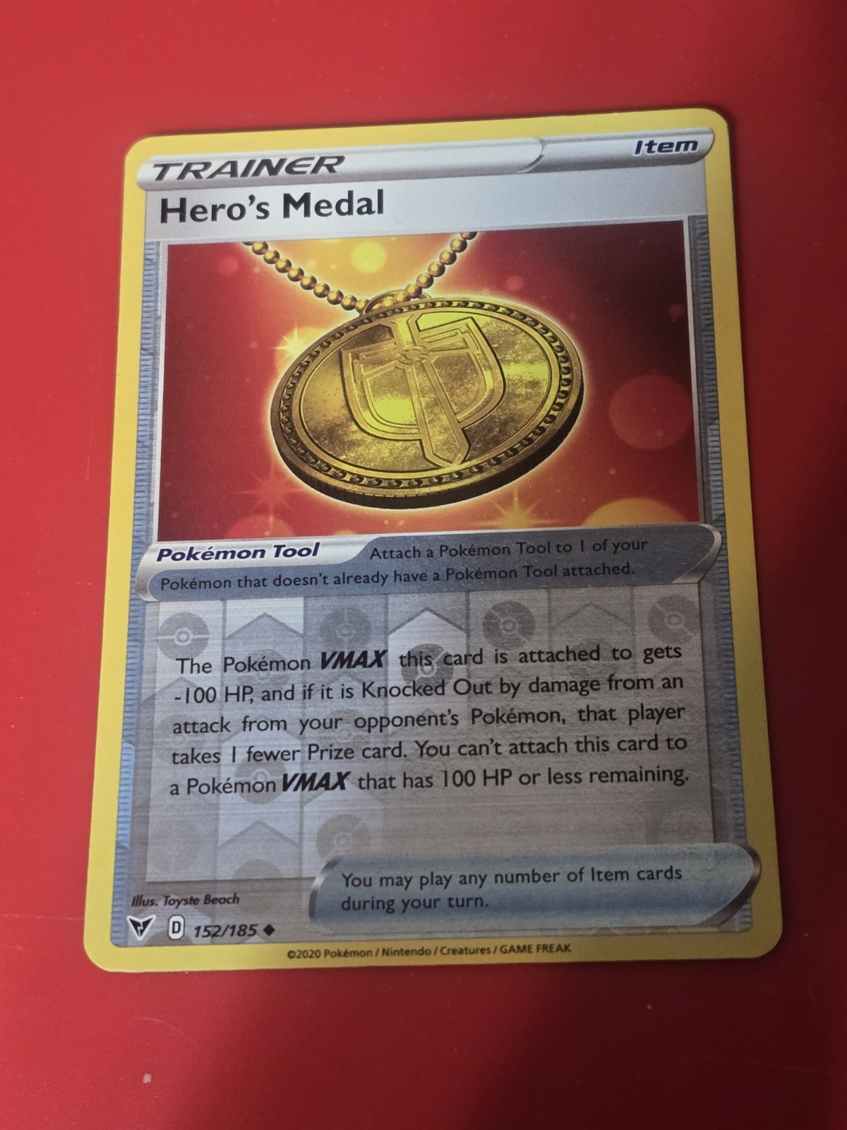 Pokemon Vivid Voltage Hero's Medal Reverse Holo Uncommon Trainer Card 152/185 