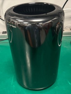 Apple Mac Pro (2013)  A1481  - Tested -