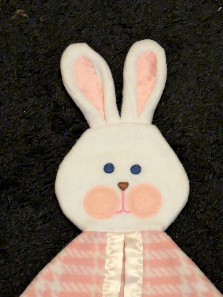 Manta de seguridad rosa polar a cuadros conejito bebé Lovey satinado borde 20 pulgadas casero Foto 2 de 4