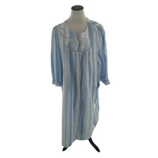 Secret Treasures Robe Dress Womens 2XL Embroidered Long Sleeves Button Sleepwear