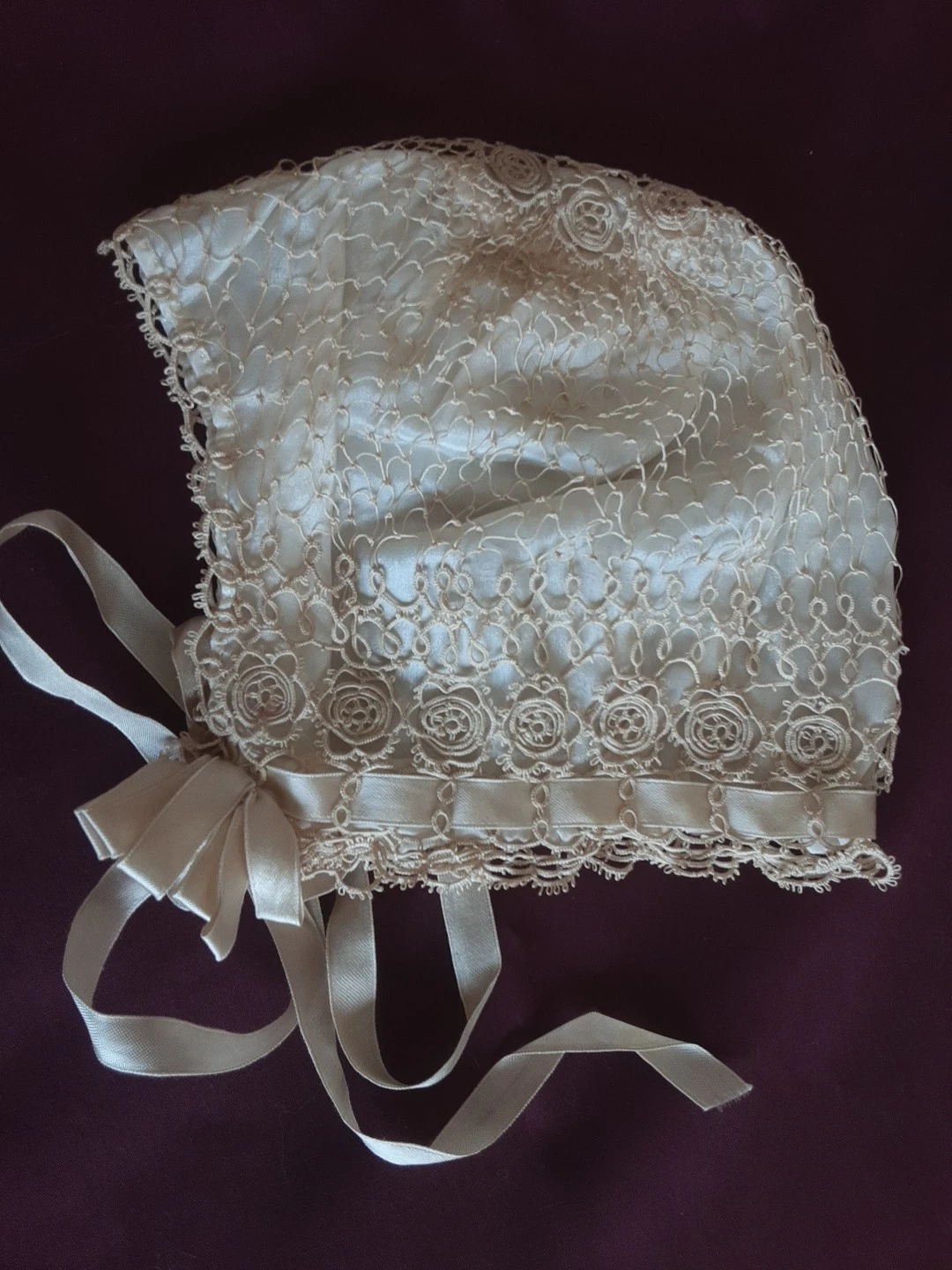 Victorian Irish Style Lace Baby Bonnet Handmade Cream Color Silk Lined
Opens in a new window or tab