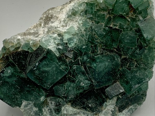 1.4 lb Natural Green FLUORITE Quartz Crystal CLUSTER Mineral Specimens Healing - Picture 23 of 23