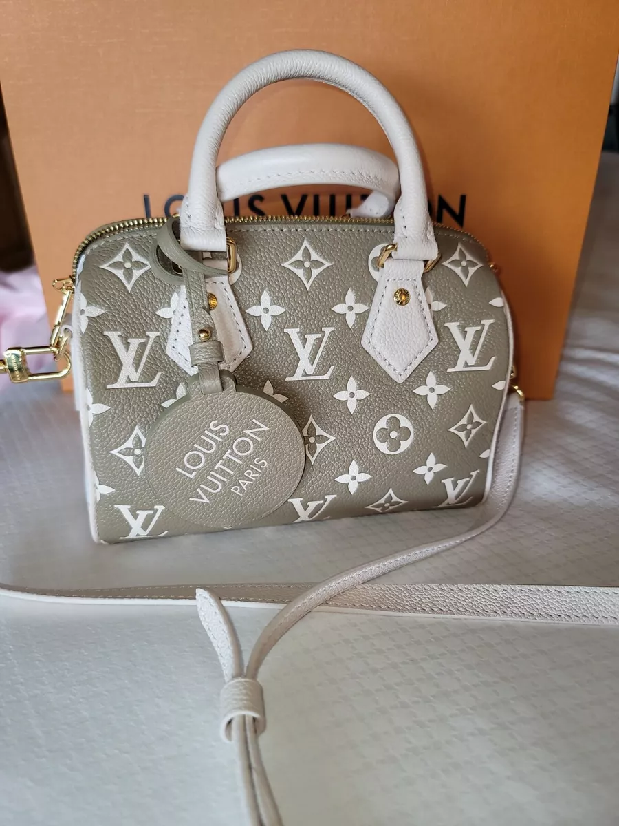 Louis Vuitton green Leather Speedy Bandoulière 20 Top-Handle Bag