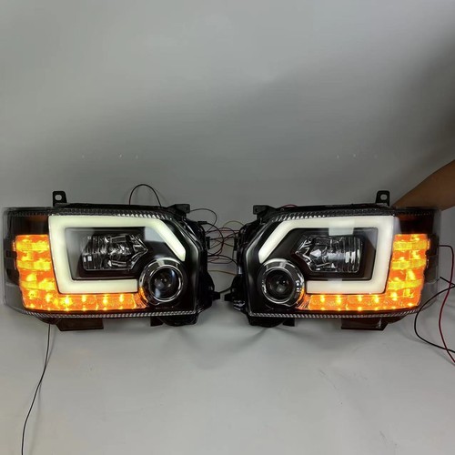 Head Light Lamp Headlight For Toyota Hiace TRH KDH Van Bus 2014-2018 - Picture 10 of 17