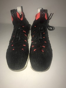 lebron james basketball shoes 15