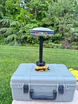 Spectra S80 GNSS GPS  Reciver