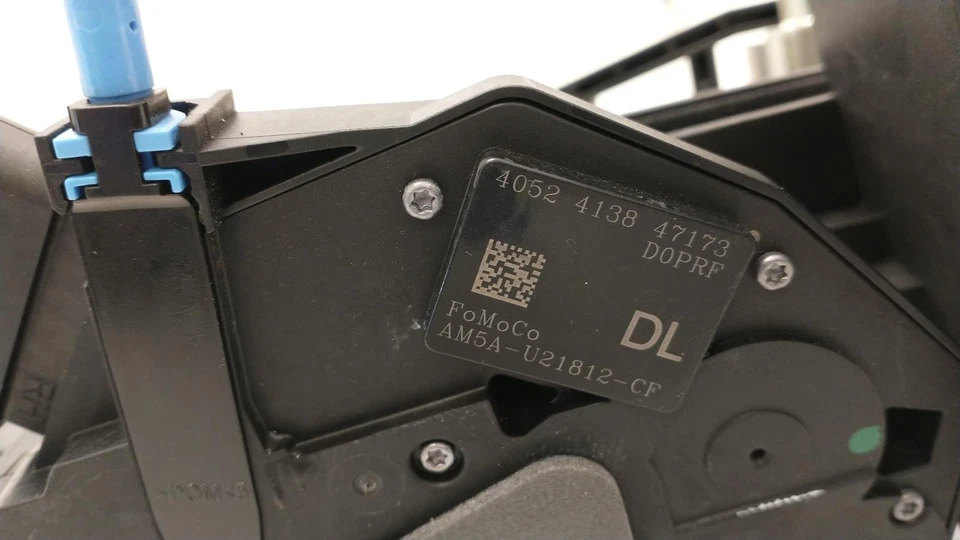 FORD FOCUS C MAX  DOOR SOLENOID 5 Door MPV  '17  - Image 3 of 4