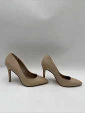 Women’s CHARLES BY CHARLES DAVID Palma Pumps Nude Smooth Size 6.5M