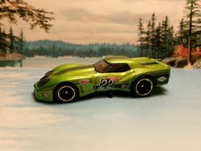 76 GREENWOOD CORVETTE 2022 Hot Wheels Contoured Series Green