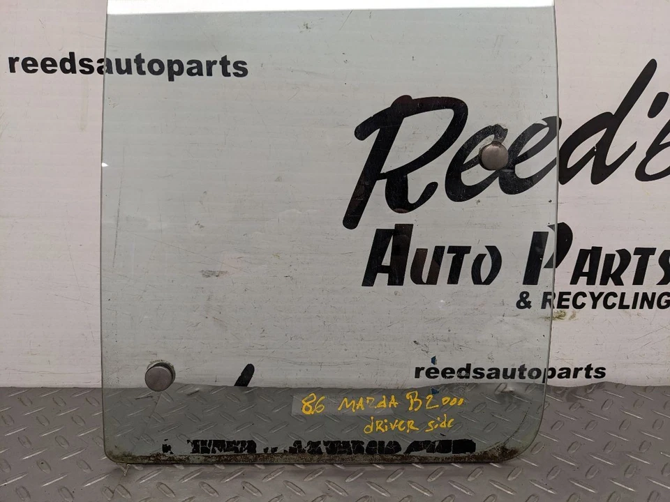 Заднее стекло раздвижное подходит для 87-93 MAZDA B-2200 1173956 - Изображение 3 из 4