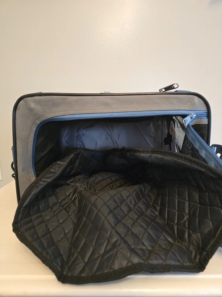 Sherpa Original Pet Carrier Small Soft Side Dog/Cat Travel Bag - Image 4 of 4