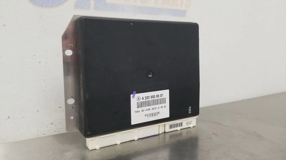 15 MERCEDES BENZ S63 AMG W222 SUSPENSION CONTROL MODULE 2229009507 - Image 4 of 4