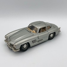 Bburago MERCEDES-BENZ 300-SL 300SL 1954 SCALA 1/24 Burago Mercedes-Benz