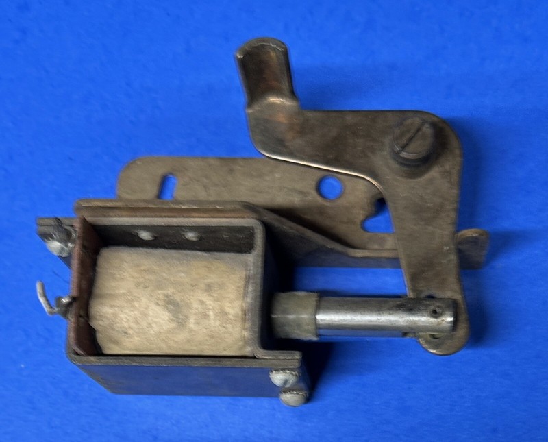 Gottlieb Pinball Ball Return Kicker Mechanism