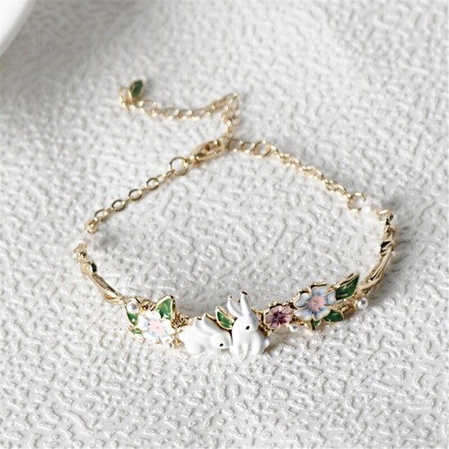 Alloy Rabbits and Flower Hand Chain Versatile Women Accessory for Everyday Style - Picture 5 of 8